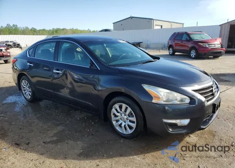 2015 Nissan Altima 2.5 из США, поврежденный, VIN 1N4AL3AP3FC222103